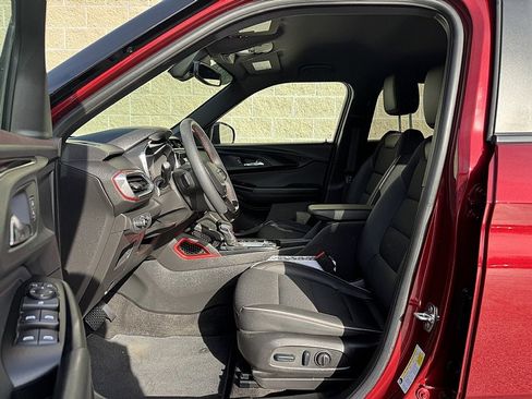 Used 2023 Chevrolet TrailBlazer RS w/ Convenience Package image 22