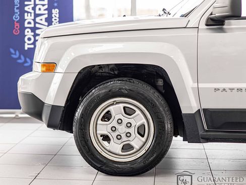 Used 2012 Jeep Patriot Sport image 7