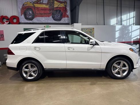 Used 2017 Mercedes-Benz GLE 350 4MATIC image 3