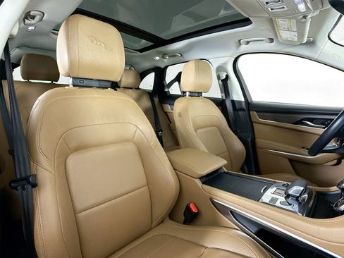 Used 2021 Jaguar F-PACE S image 14