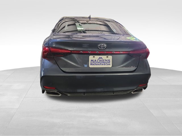 Used 2019 Toyota Avalon Limited w/ Advanced Safety Package FWD image 5