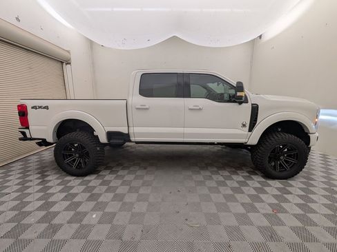 Used 2024 Ford F250 Lariat w/ Lariat Ultimate Package image 2
