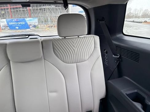 Used 2025 Hyundai Palisade Calligraphy AWD/4WD image 24