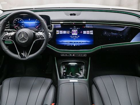 New 2025 Mercedes-Benz E 450 4MATIC All-Terrain Wagon image 13