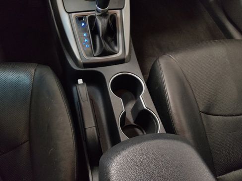 Used 2016 Hyundai Elantra Limited w/ Option Group 04 image 26