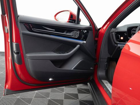 New 2026 Porsche Panamera 4 image 10