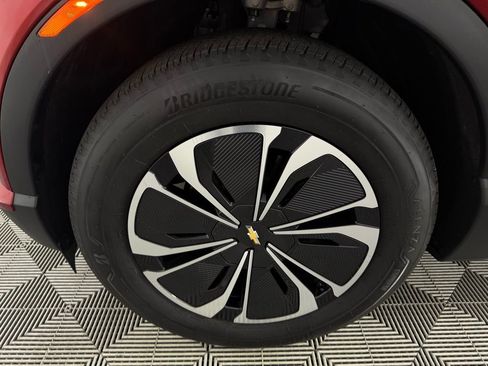 Used 2025 Chevrolet Blazer EV LT image 11