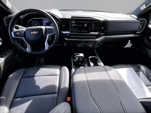 Used 2025 Chevrolet Silverado 1500 LTZ w/ LTZ Premium Package image 16