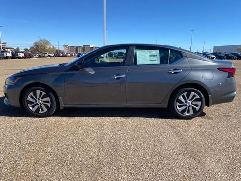 New 2025 Nissan Altima 2.5 S image 3