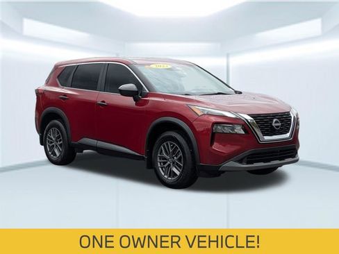 Used 2023 Nissan Rogue S image 5