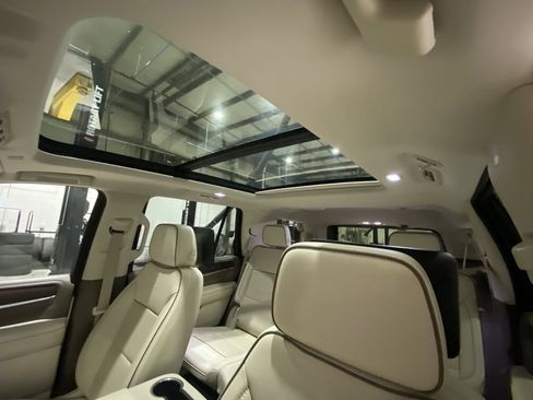 Used 2021 GMC Yukon Denali w/ Denali Ultimate Package RWD image 15