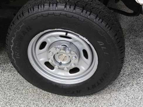 Used 2011 Ford F250 XL image 18