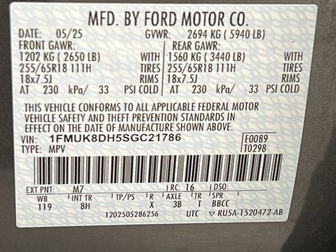 Used 2025 Ford Explorer Active AWD/4WD image 77
