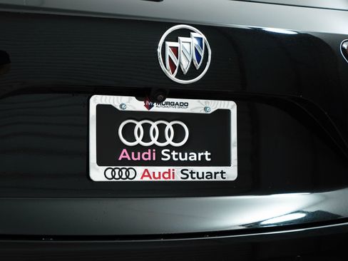 Used 2023 Buick Envision Essence image 12