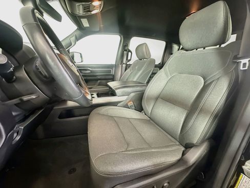 Used 2023 RAM 1500 Big Horn AWD/4WD image 12