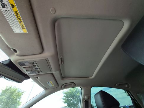 Used 2022 Honda Accord Touring image 19