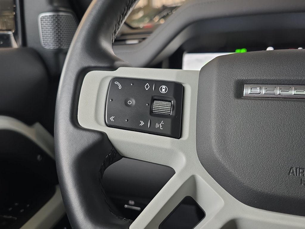Used 2024 Land Rover Defender 110 S AWD/4WD image 19