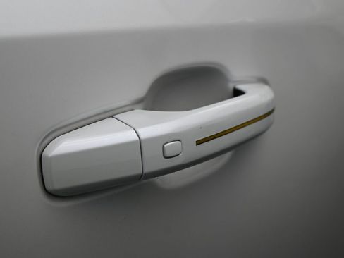 Used 2022 Chevrolet Silverado 1500 High Country image 60