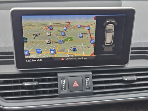 Used 2019 Audi Q5 2.0T Premium Plus w/ Premium Plus Package image 18