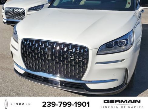 New 2026 Lincoln Corsair Reserve image 13