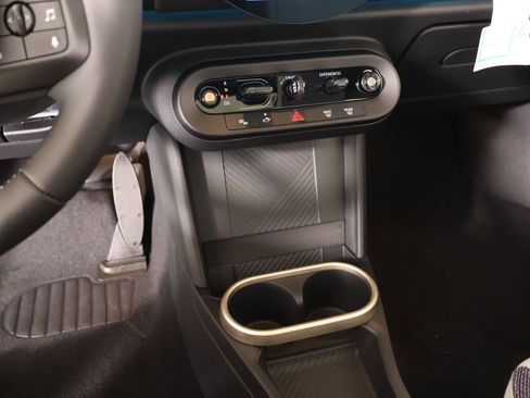 New 2026 MINI Cooper 4-Door Hardtop FWD image 7