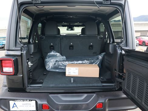 New 2026 Jeep Wrangler Willys image 32