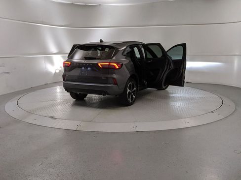 Certified 2024 Ford Escape ST-Line Elite image 9