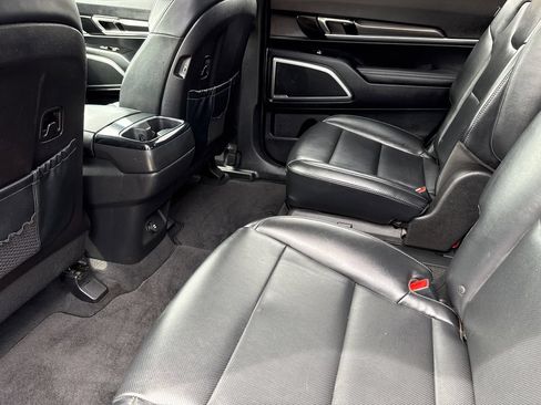 Used 2024 Kia Telluride S FWD image 17