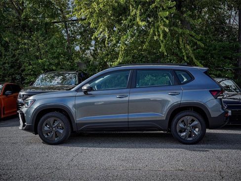 New 2026 Volkswagen Taos S image 5