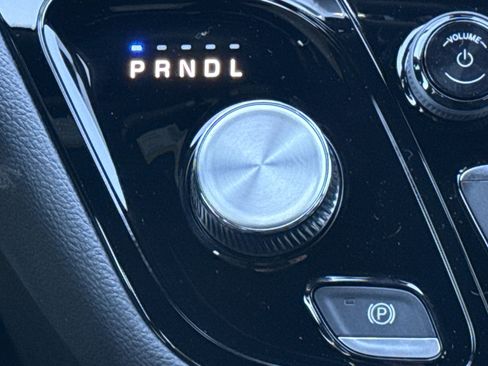 New 2026 Chrysler Pacifica Select image 28