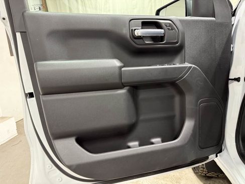 Used 2026 Chevrolet Silverado 1500 Custom Trail Boss AWD/4WD image 8
