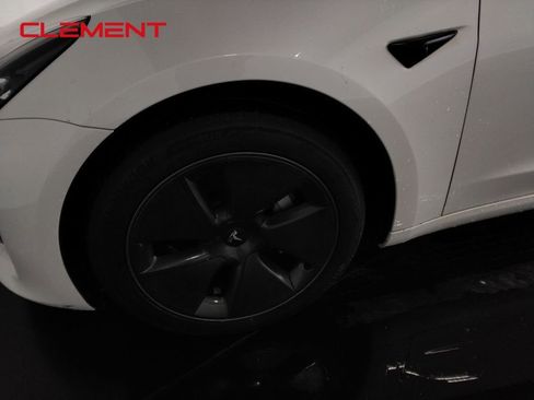 Used 2023 Tesla Model 3 Standard Range image 44