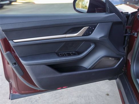 Certified 2022 Porsche Taycan Turbo image 30