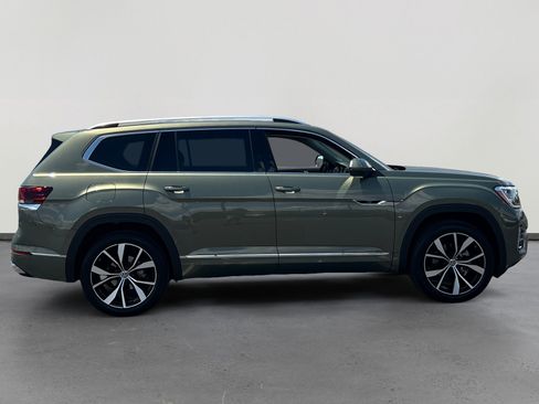 Used 2025 Volkswagen Atlas SEL Premium R-Line AWD/4WD image 6