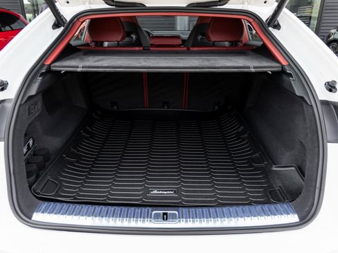 Used 2024 Lamborghini Urus S image 38