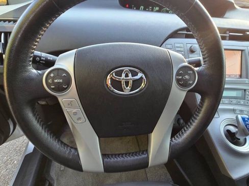 Used 2012 Toyota Prius Four w/ Deluxe Solar Roof Pkg FWD image 19