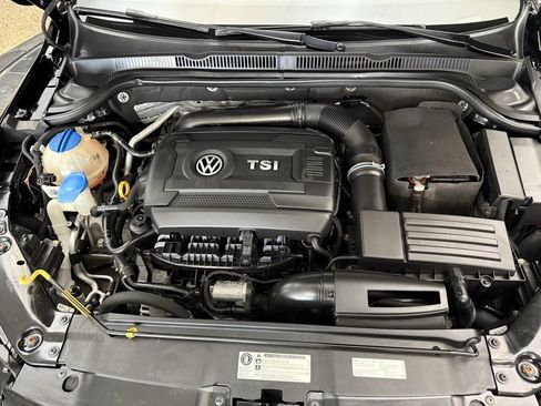 Used 2017 Volkswagen Jetta SEL image 29