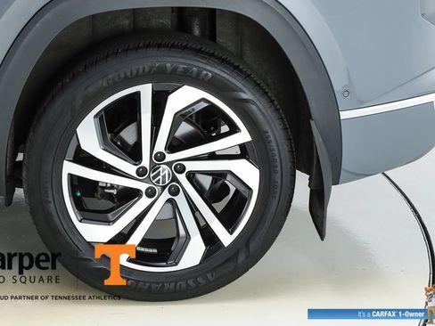 Used 2023 Volkswagen Atlas Cross Sport SEL Premium R-Line AWD/4WD image 6