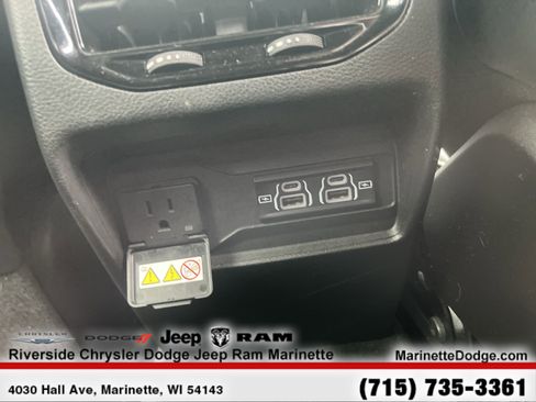 Used 2024 Jeep Grand Cherokee Altitude image 27