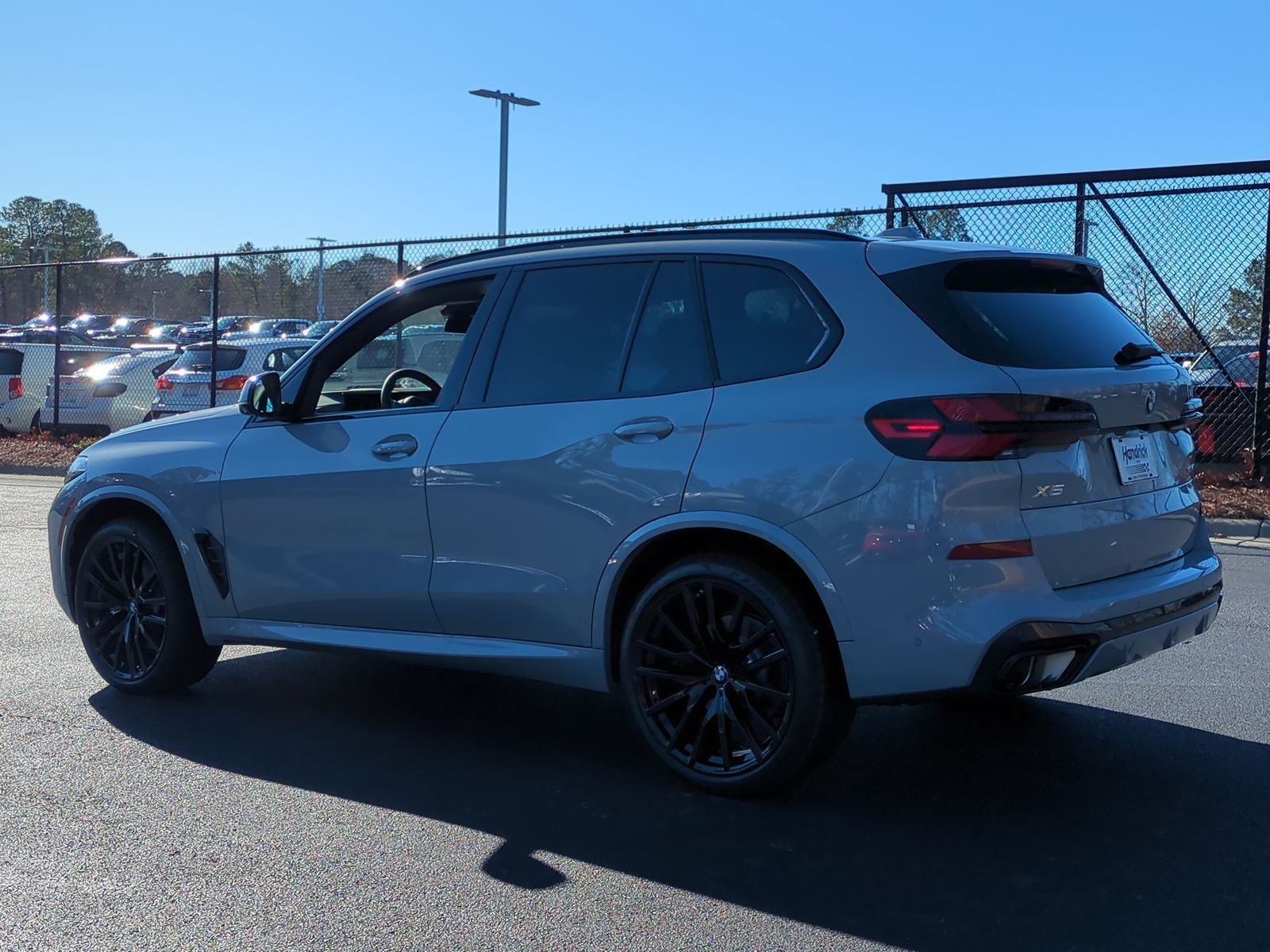 Certified 2026 BMW X5 xDrive40i w/ M Sport Package AWD/4WD image 8