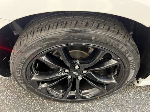 Used 2018 Dodge Charger SXT Plus w/ Blacktop Package RWD image 40