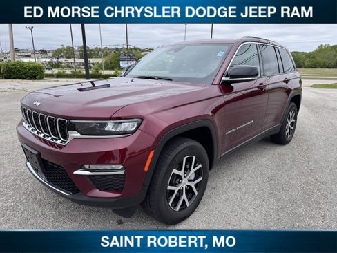 Used 2024 Jeep Grand Cherokee Limited AWD/4WD image 4