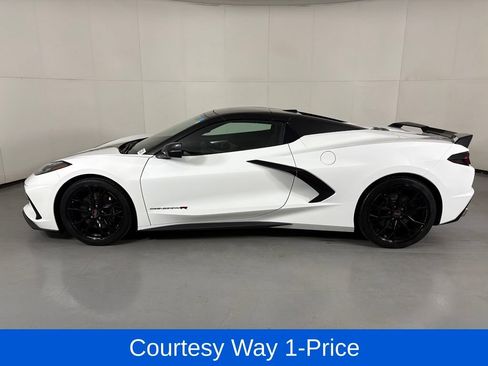 Used 2023 Chevrolet Corvette Stingray Premium Conv w/ Z51 Performance Package RWD image 6