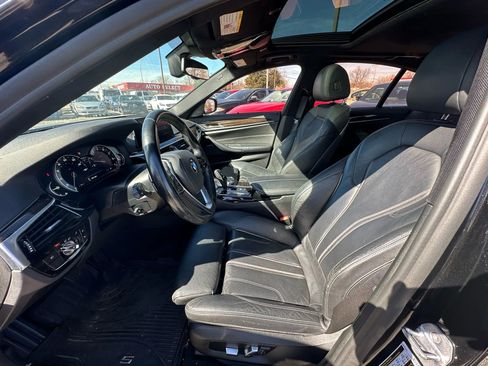 Used 2017 BMW 540i image 10