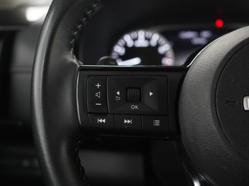 Used 2023 Nissan Pathfinder SV w/ Black Appearance Package AWD/4WD image 27