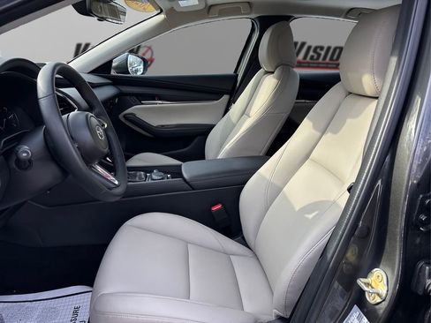 Used 2025 MAZDA MAZDA3 s image 9