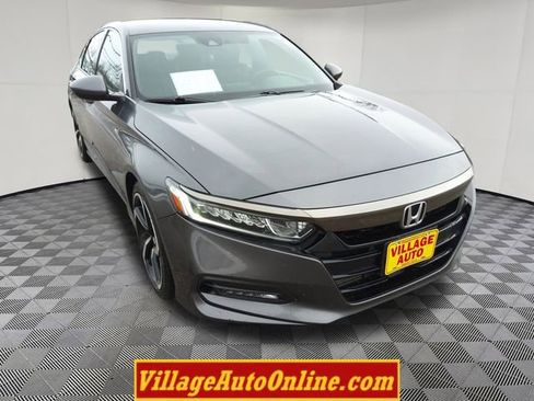 Used 2018 Honda Accord Sport image 16