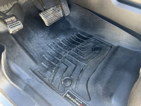 Used 2016 GMC Yukon XL SLT w/ Open Road Package image 15