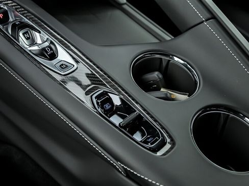 Used 2026 Chevrolet Corvette Stingray Premium Cpe w/ Z51 Performance Package RWD image 38