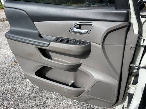 Used 2017 Honda Odyssey EX-L image 16